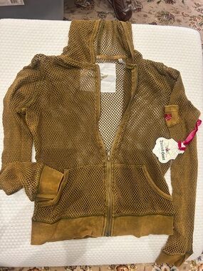 TWISTED HEART Mesh Zip Hoodie with Gold Accent
